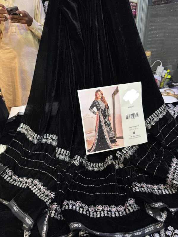 LUXURY ANEELAS VELVET